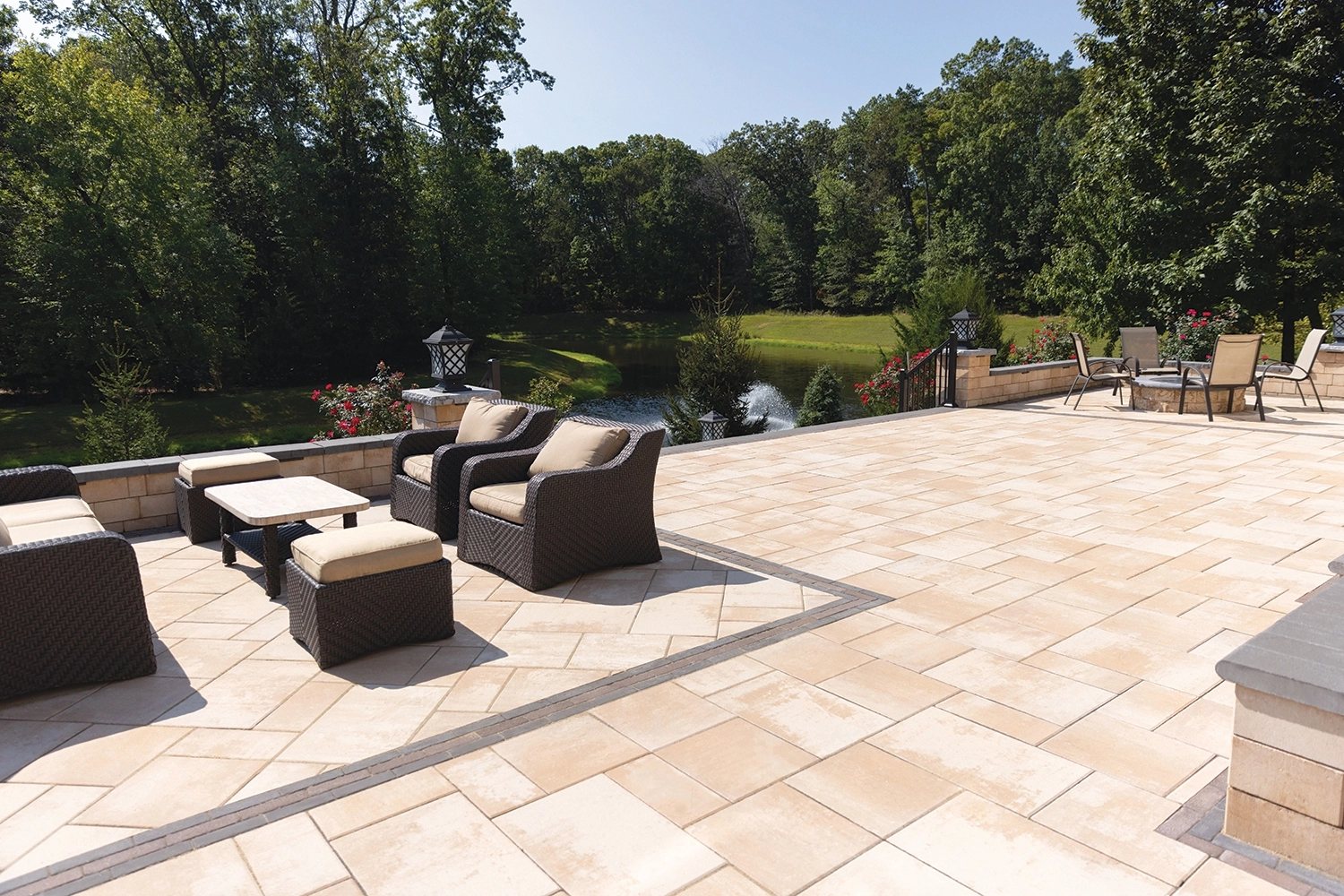 Nicolock Alpine Contemporary paver patio border